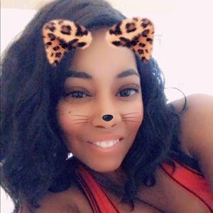 Meet your Posher, Tomica